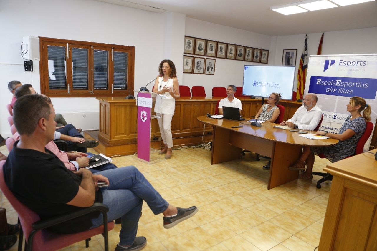 Presentación de la convocatoria de subvención para equipamientos deportivos al aire libre