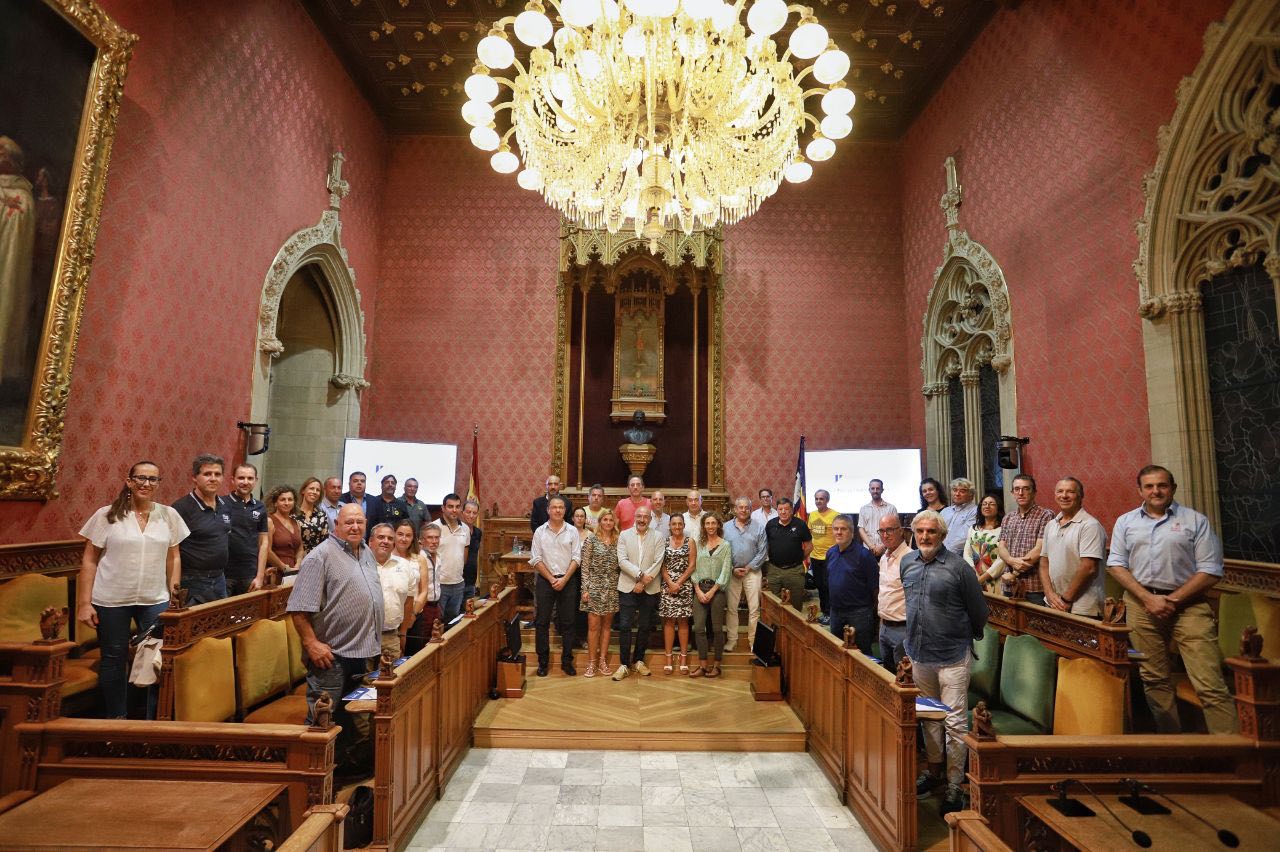 Reunión con las federaciones deportivas de las Islas.