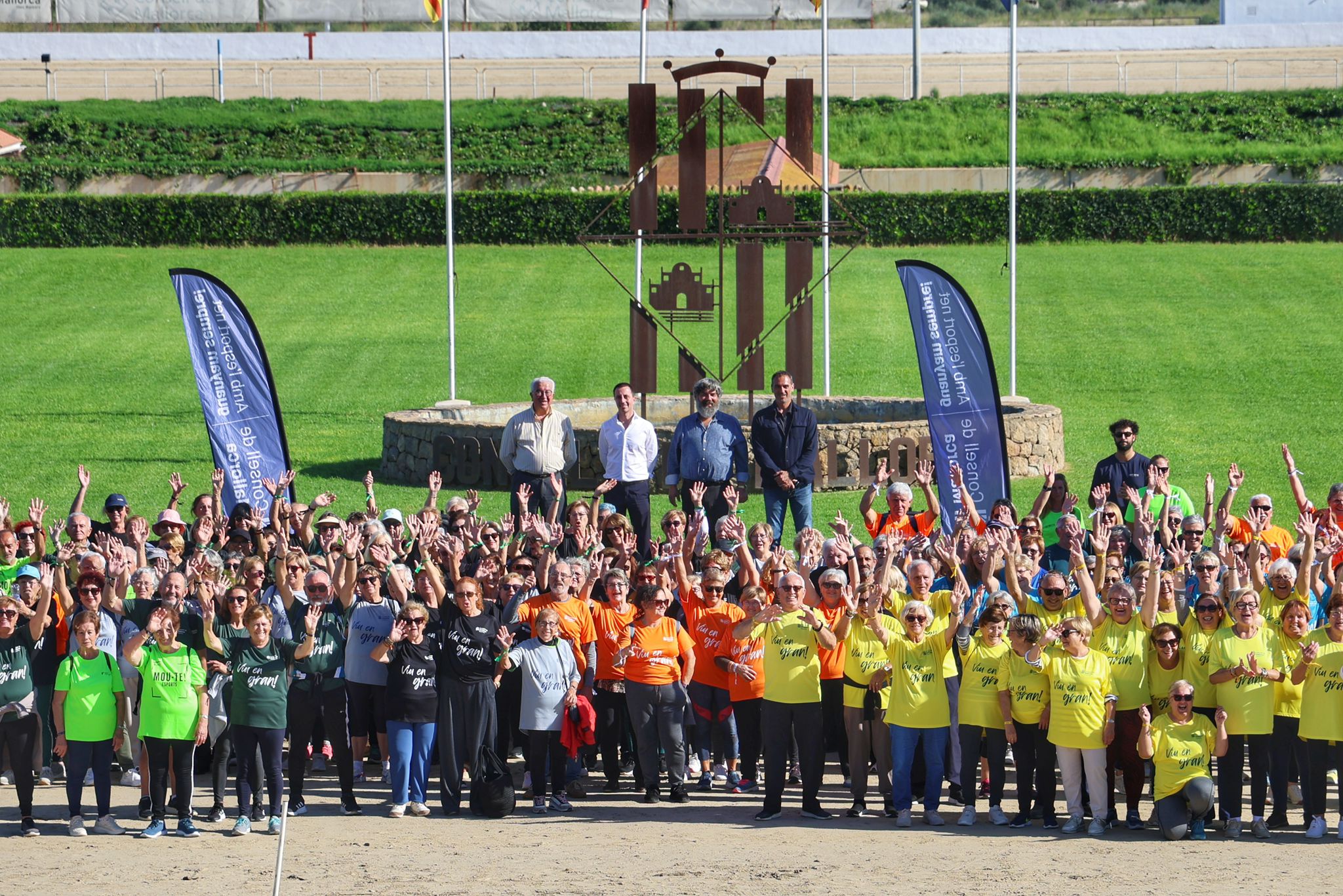 Jornada deportiva para gente mayor en el Hipódromo Son Pardo.