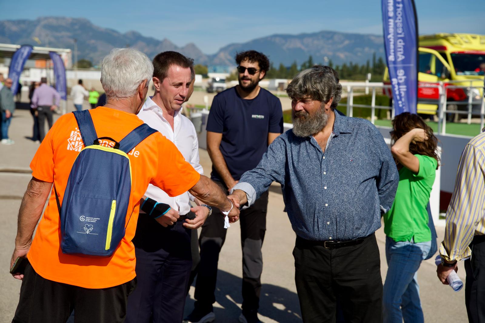 Jornada deportiva para gente mayor en el Hipódromo Son Pardo.