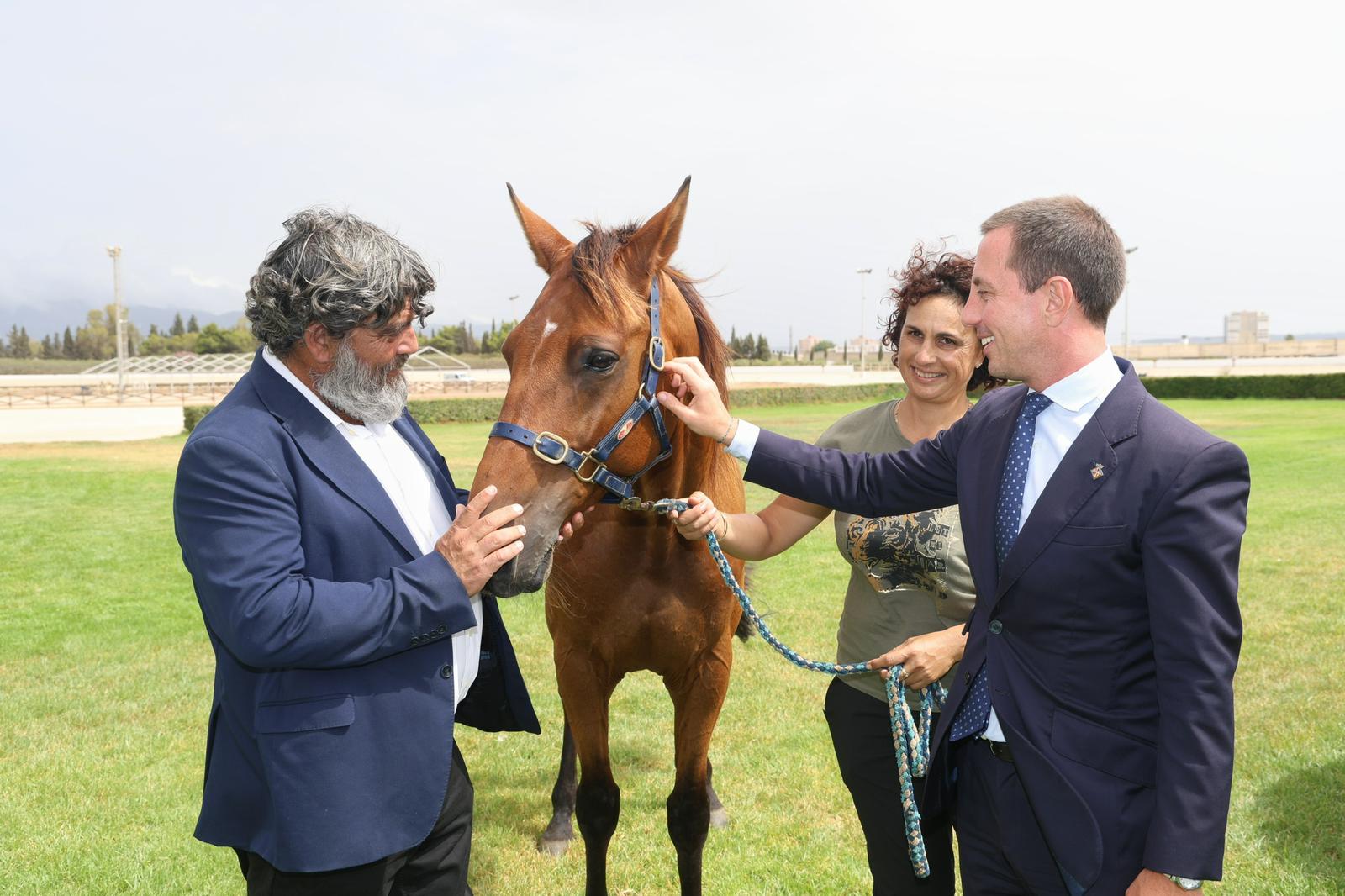 El presidente del Consell de Mallorca, Llorenç Galmés, y el vicepresidente segundo y consejero de Medio Ambiente, Medio Rural y Deportes, Pedro Bestard.