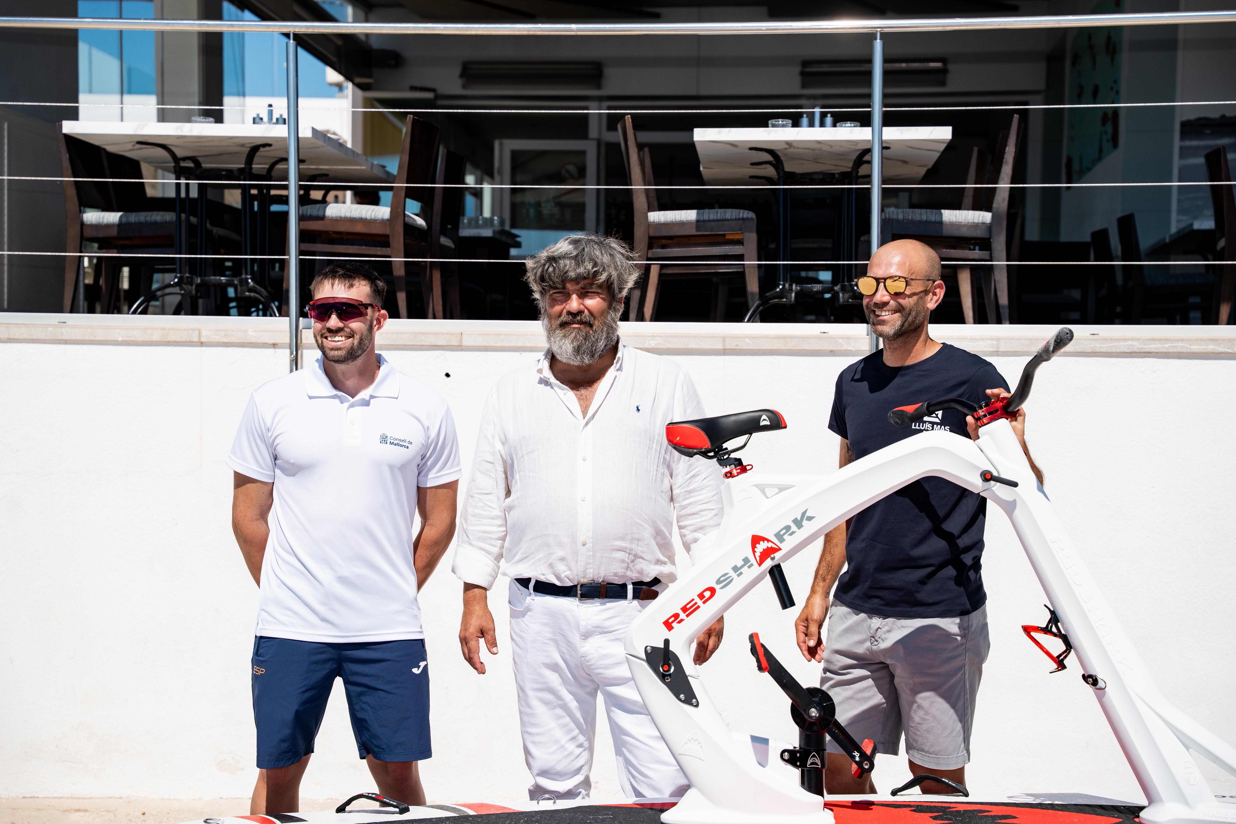 Presentació del I Circuit de Bicicletes Aquàtiques de Mallorca.