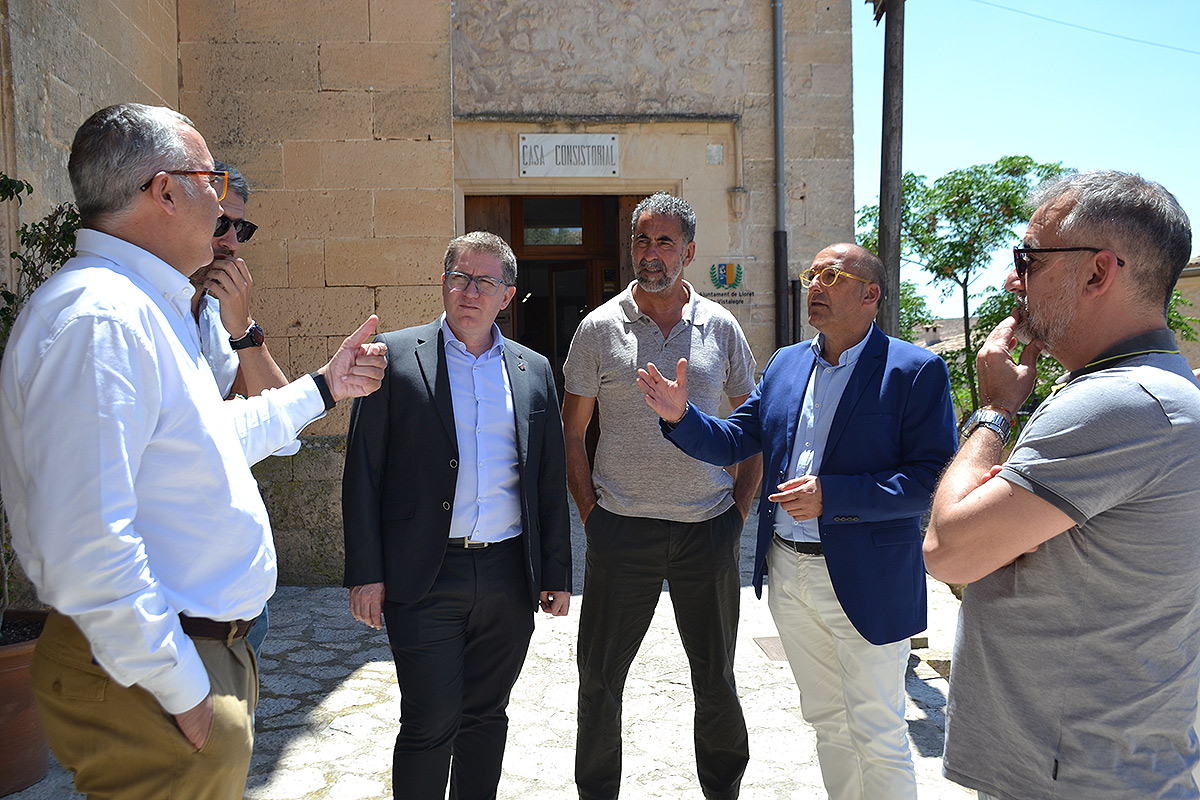 Imágenes de la visita institucional 