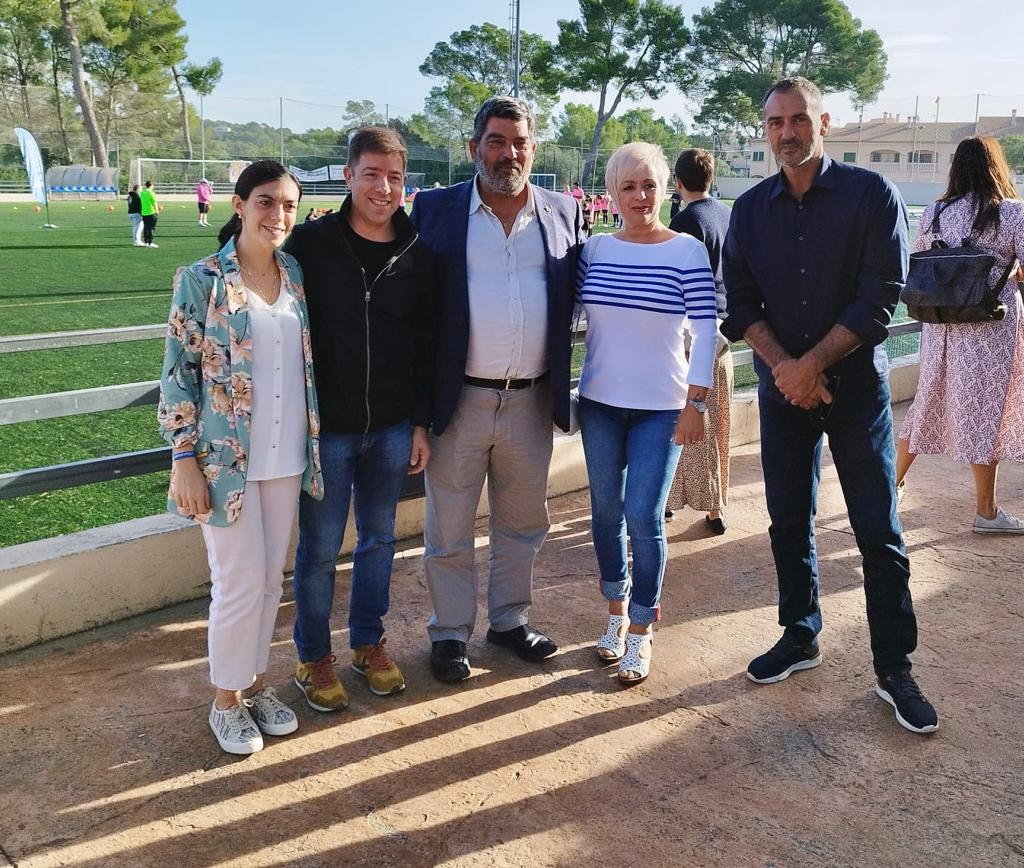 Pòrtol ha acogido la primera jornada de puertas abiertas y ha contado con la presencia del vicepresidente segundo y consejero de Medi Ambient, Medi rural y Esport, Pedro Bestard.