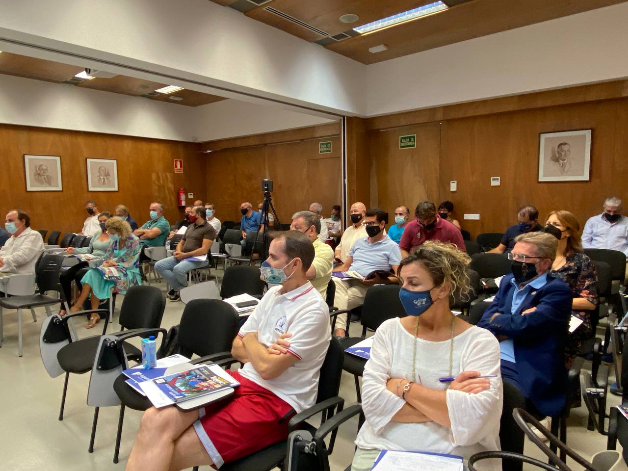 Reunió del conseller Serra amb les federacions esportives presents a Mallorca que col·laboren amb el Consell.