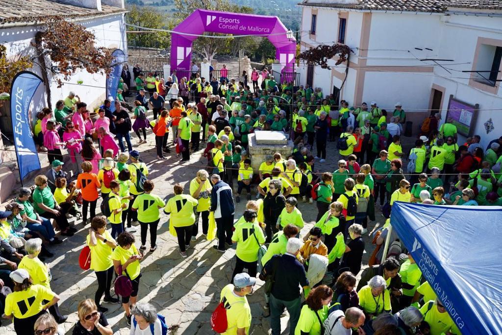 El «InterMou-te» ha dinamizado dos grupos, uno de ellos en el Burotell y el otro en las casas del Galatzó.