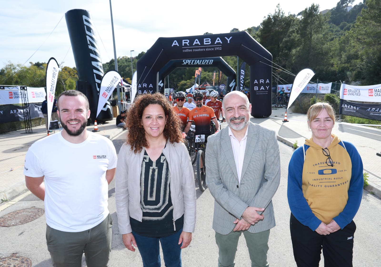 La presidenta Catalina Cladera da el pistoletazo de salida a la Mallorca Grand Race.