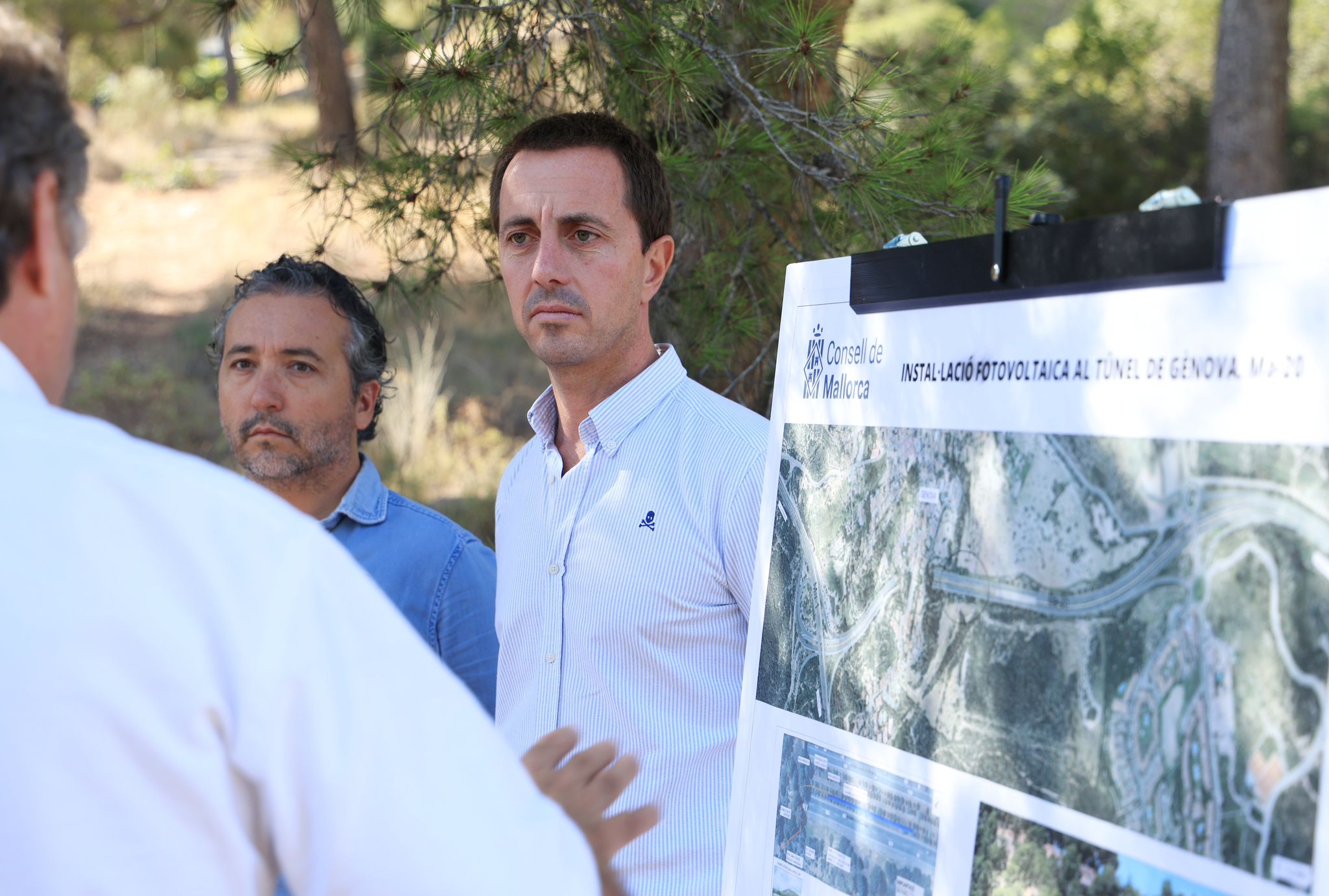 Nueva iluminación con energía renovable del túnel de Gènova