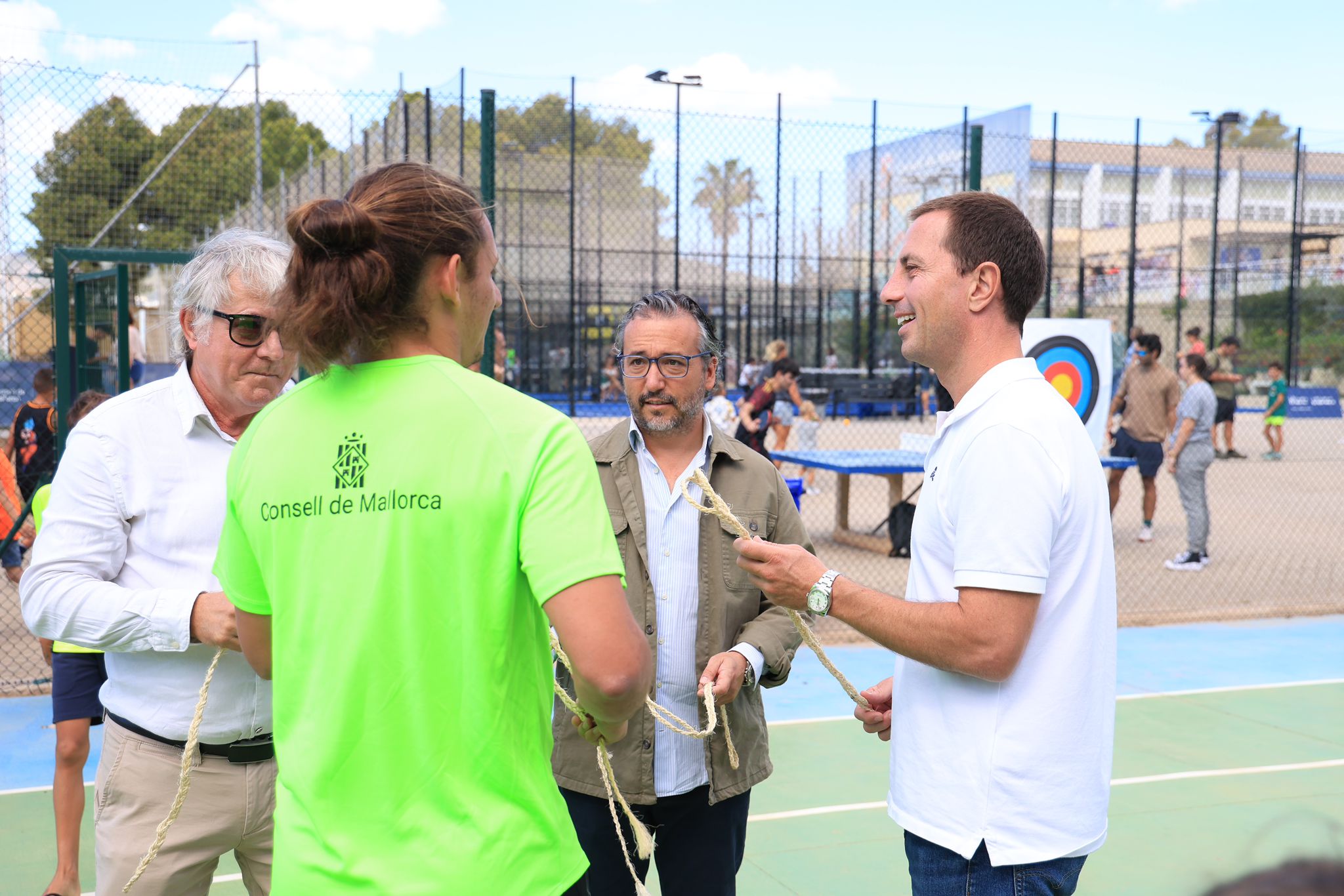 El presidente Galmés, junto a los consejeros Rubio y Rodríguez, durante la jornada deportiva.