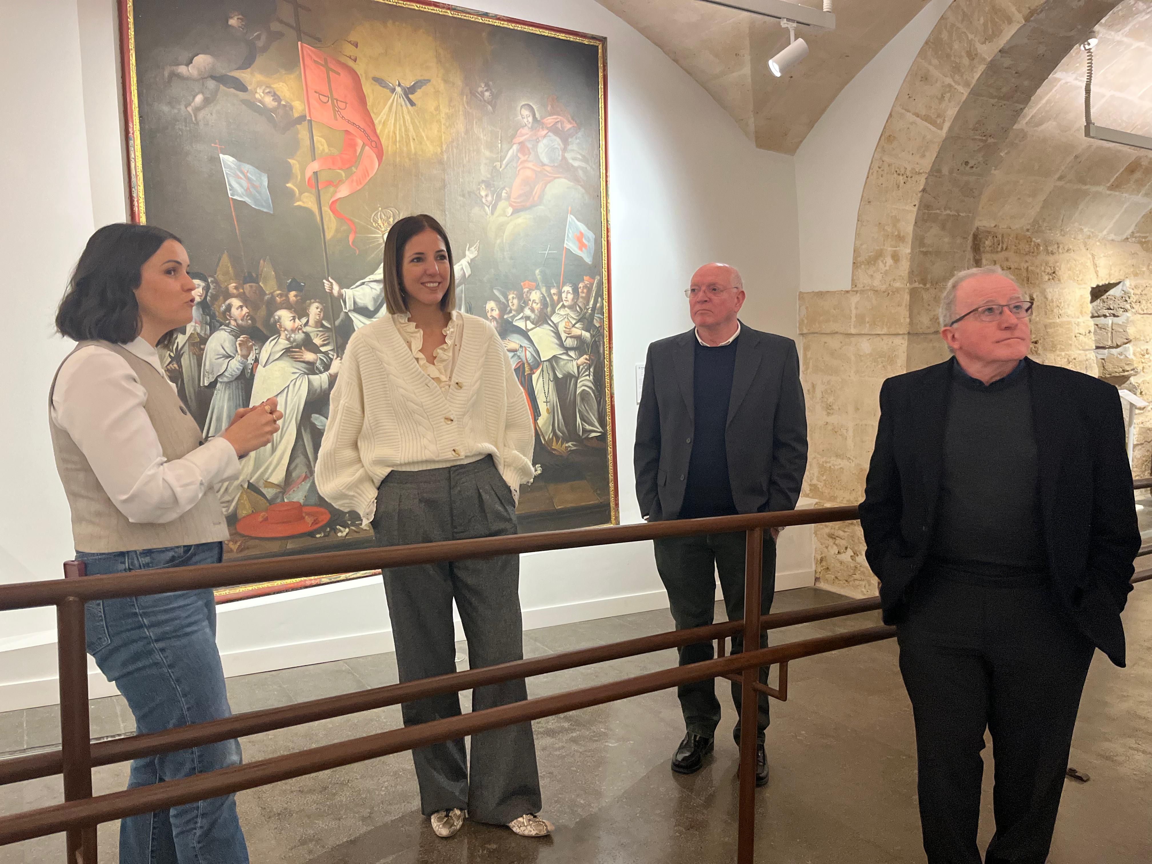 La vicepresidenta i consellera de Cultura i Patrimoni, Antònia Roca, durant la visita