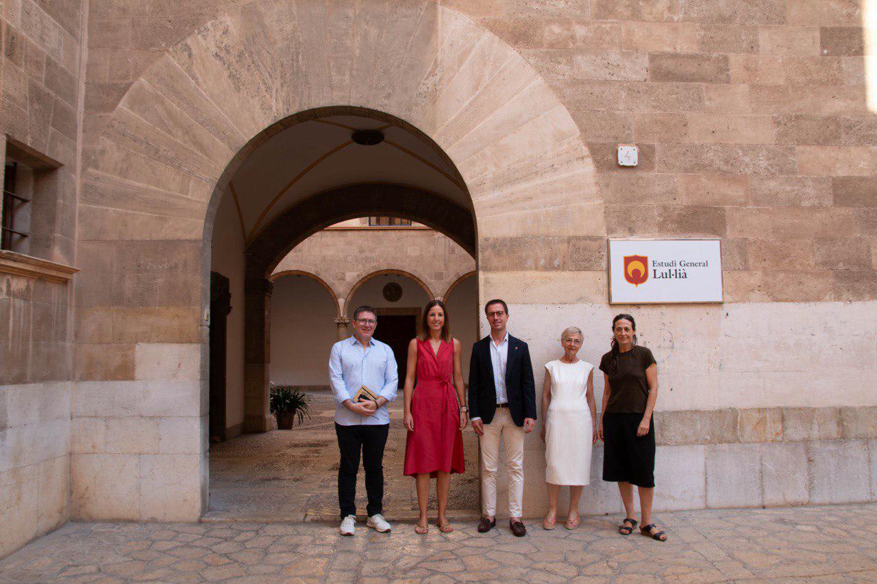 Visita a l'Estudi General Lul·lià.