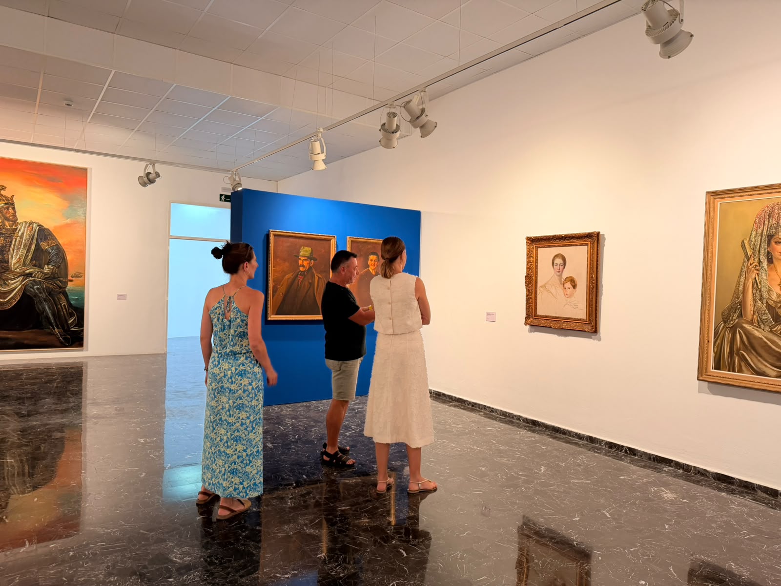 La vicepresidenta del Consell de Mallorca y consejera de Cultura y Patrimonio, Antònia Roca en el Museu Krekovic.