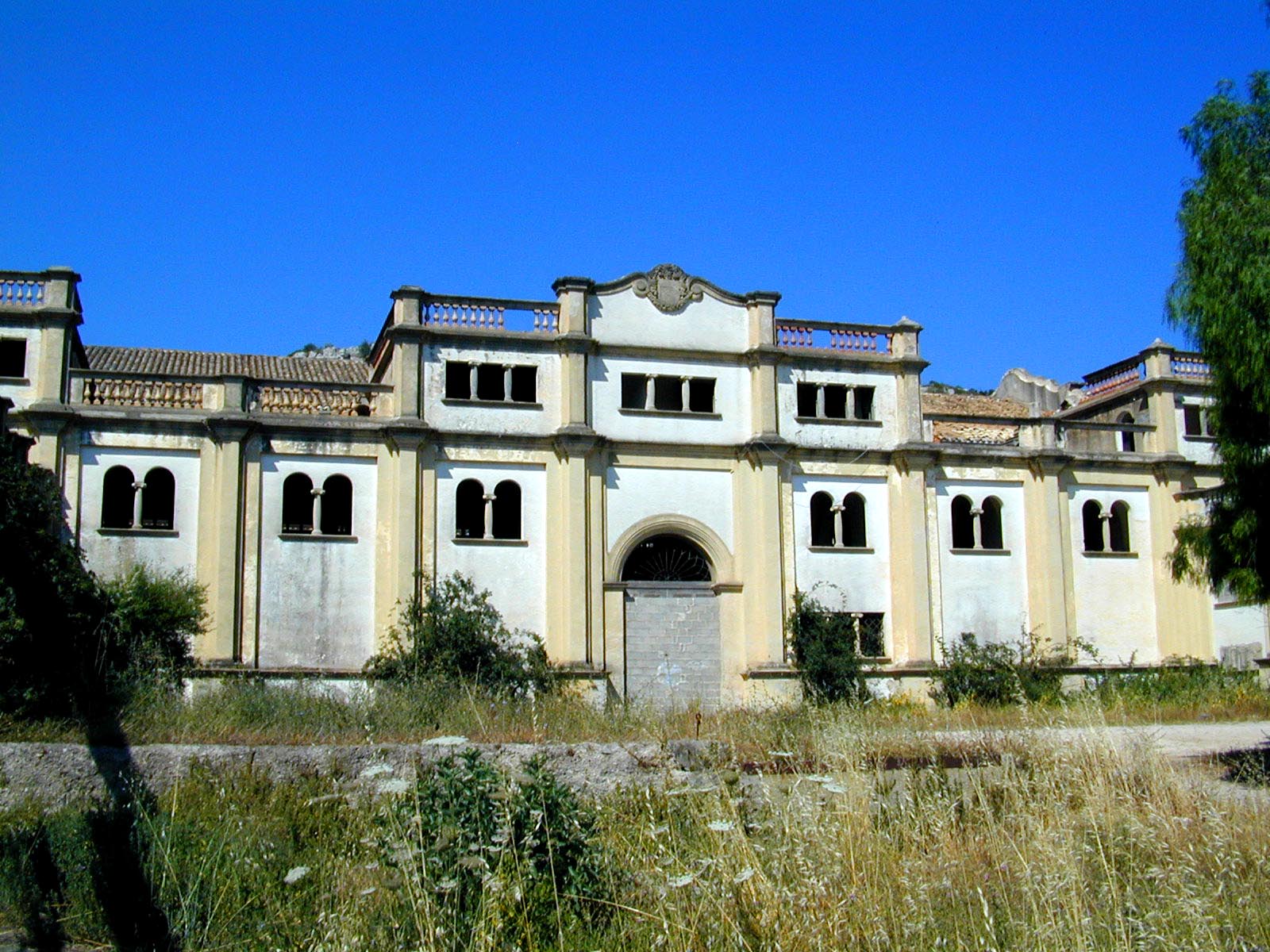 Exterior de la bodega