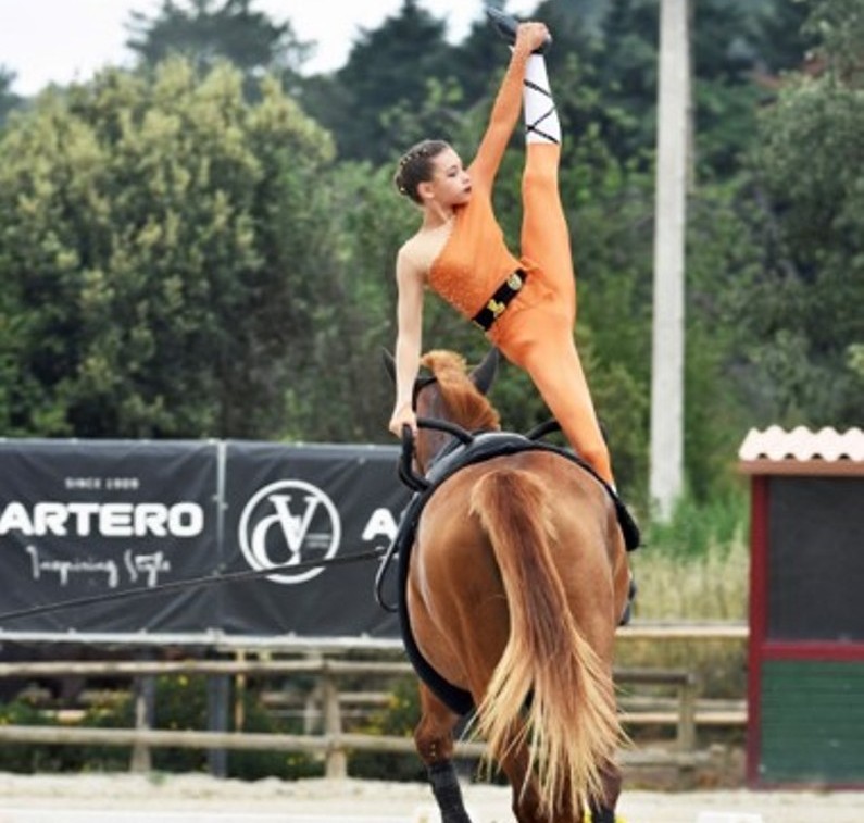 Amelie Tara von Zitewitz, campeona d'Espanya de volteig de La Gúbia